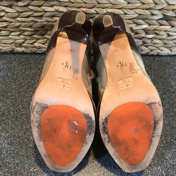 Cole Haan Nike Air "Kiltie" Tan Leather Heeled Booties - Picture 12 of 13